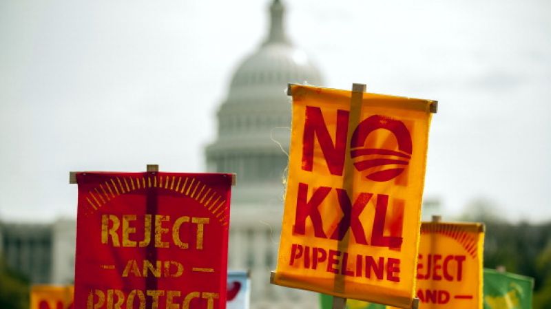 After the Keystone Bellyflop, Investor Lawsuits Make a Splash